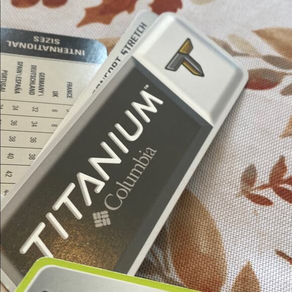 Columbia NWT women’s XL titanium activewear pants - Picture 5 of 9